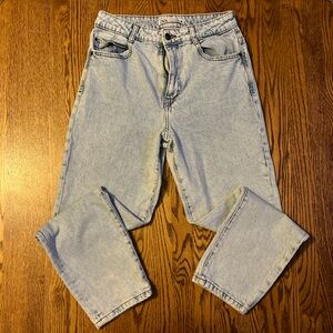 Zara Women’s lightwash high rise straight jeans